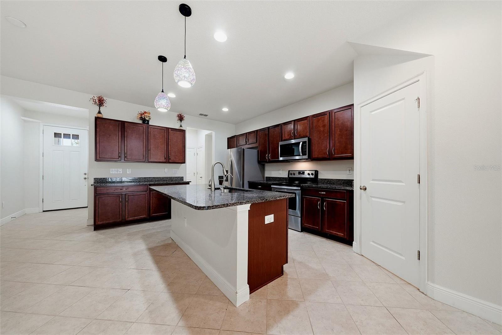 11752 Cambium Crown Dr Property Photo 10