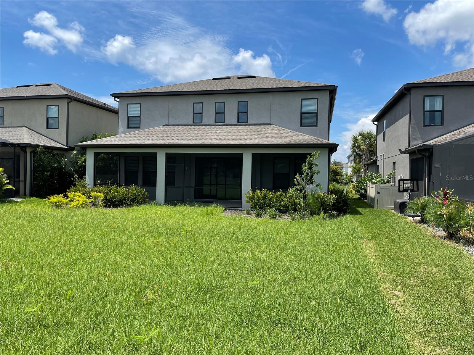 8609 Evening Dr Property Photo 5