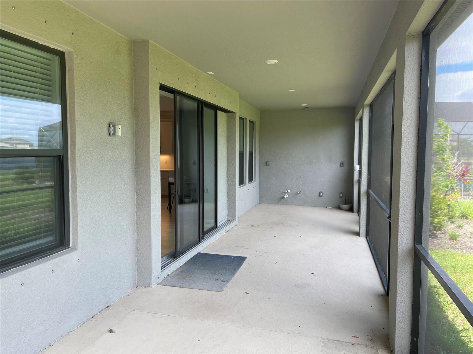 8609 Evening Dr Property Photo 8