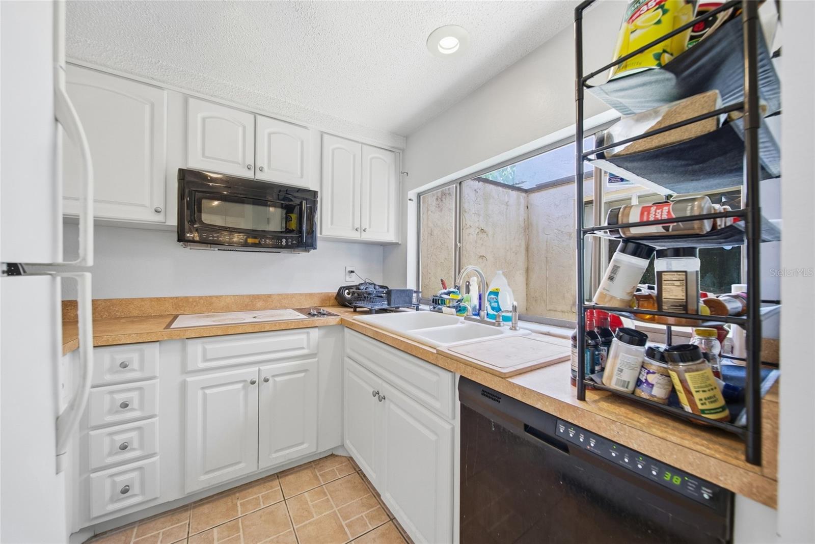 12229 Cider Mill Ln Property Photo 7