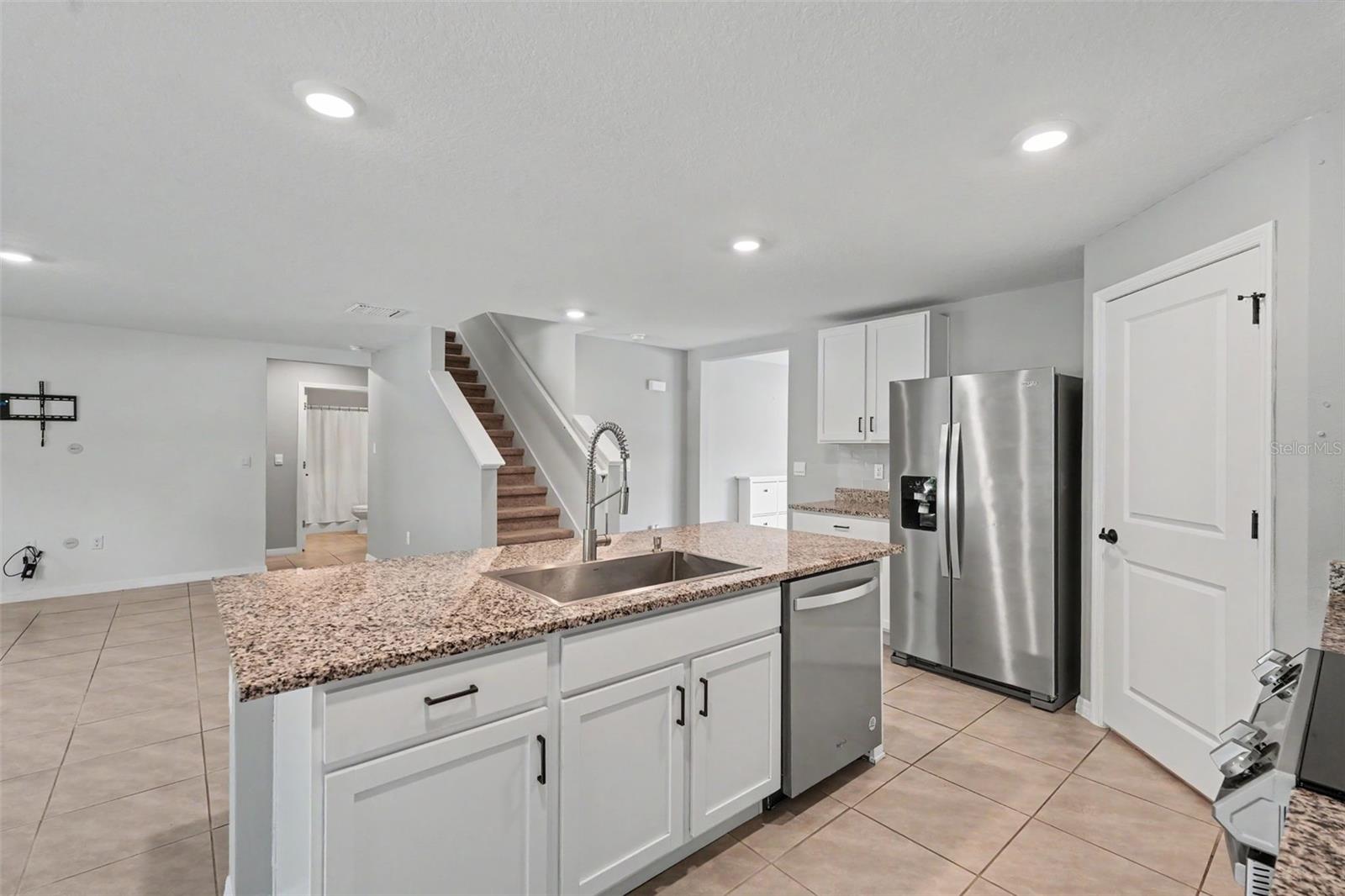 36851 Goffaux Loop Property Photo 16