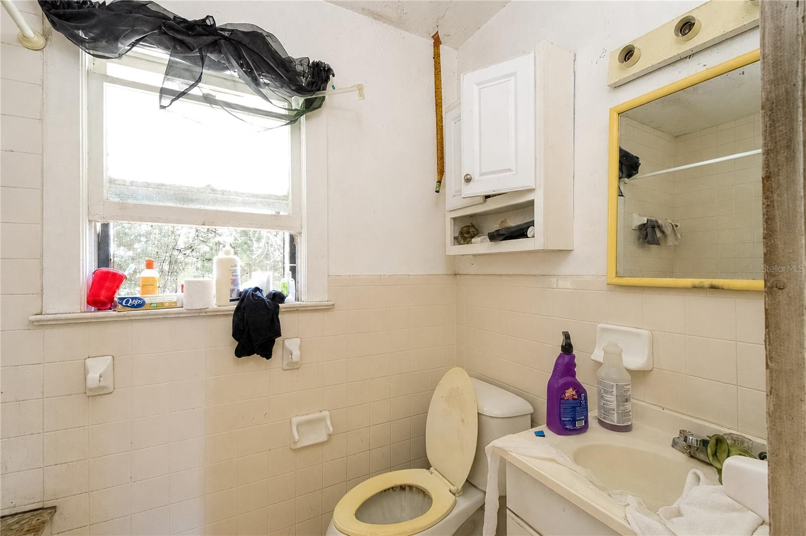 2409 Nw 7th St Property Photo 15