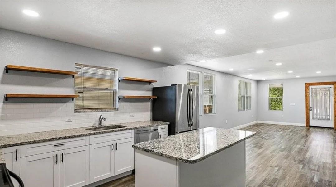 1411 E 24th Ave #b Property Photo 4