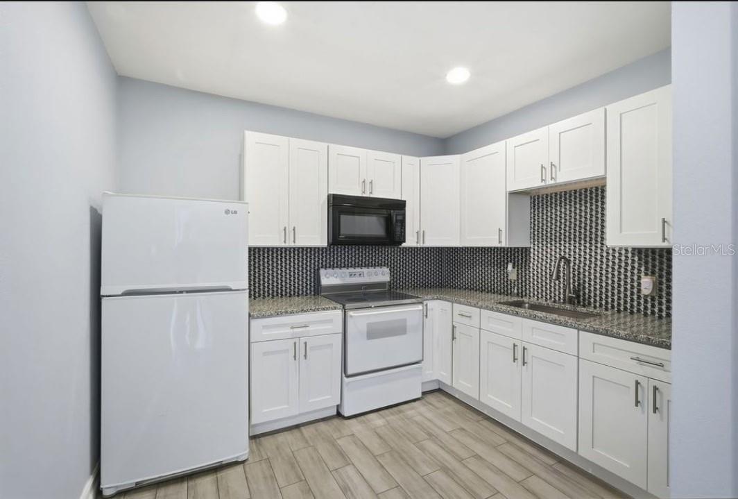 1411 E 24th Ave #b Property Photo 17