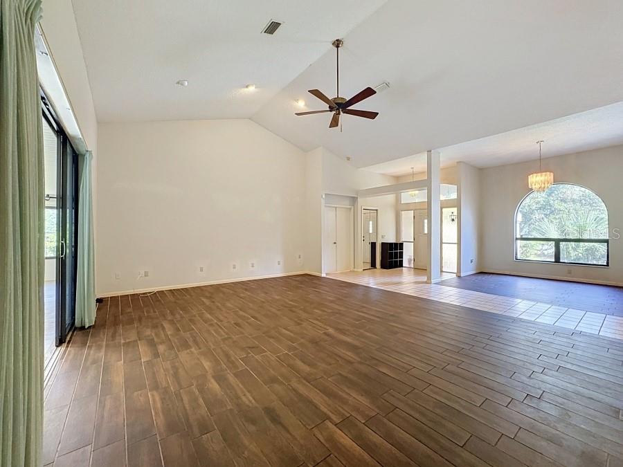 4 Balsam Ct W Property Photo 5