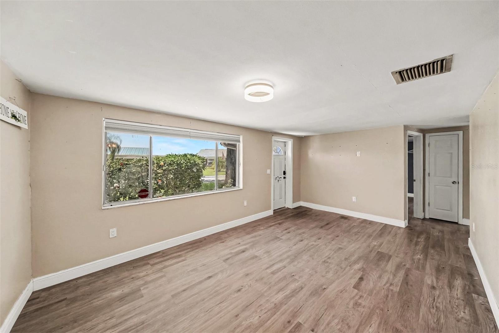 3640 Landale Dr Property Photo 13