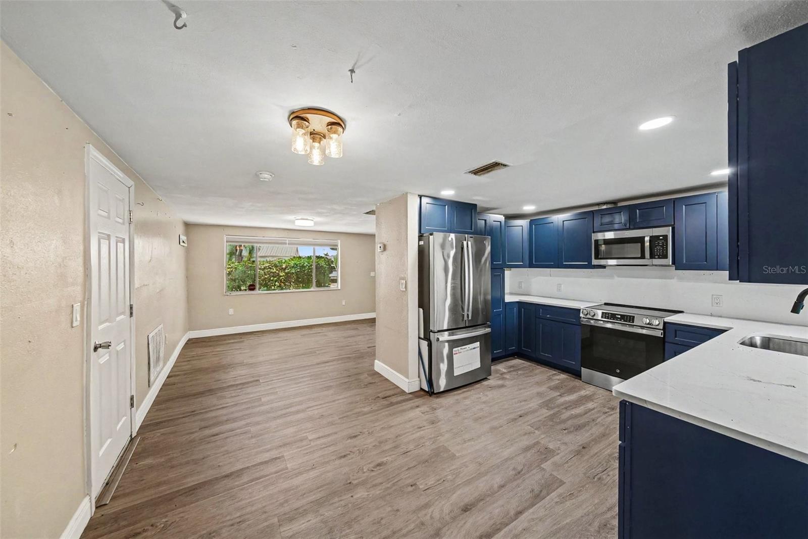 3640 Landale Dr Property Photo 19