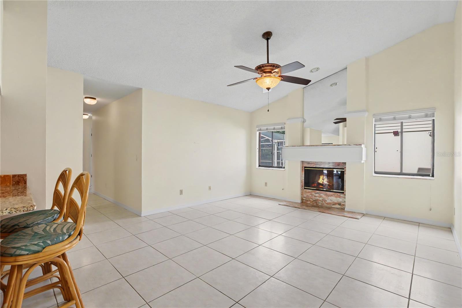 1703 Paddock Dr Property Photo 6