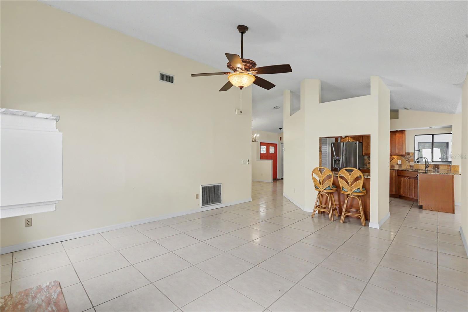 1703 Paddock Dr Property Photo 7