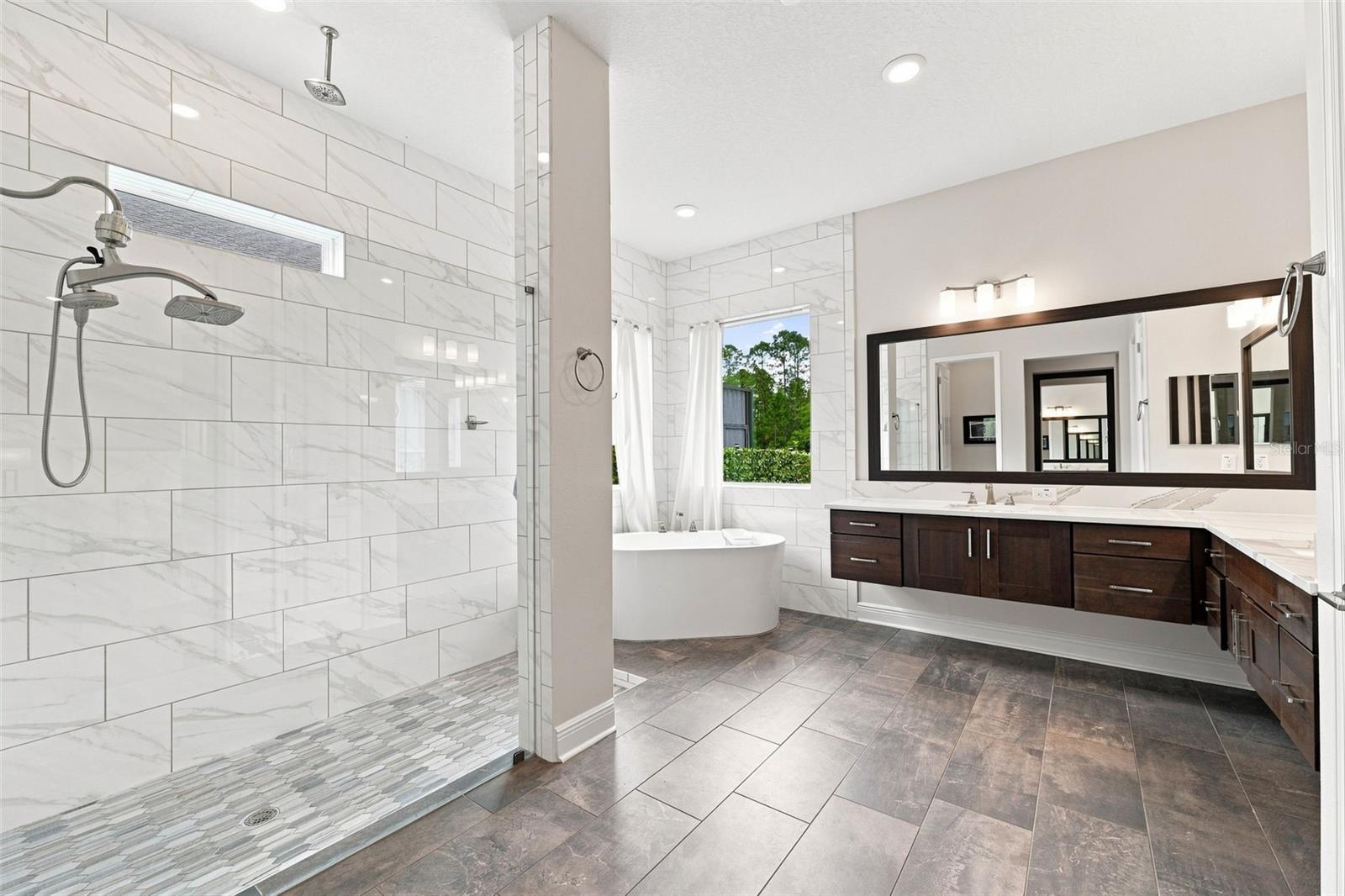 4070 Epic Cv Property Photo 39