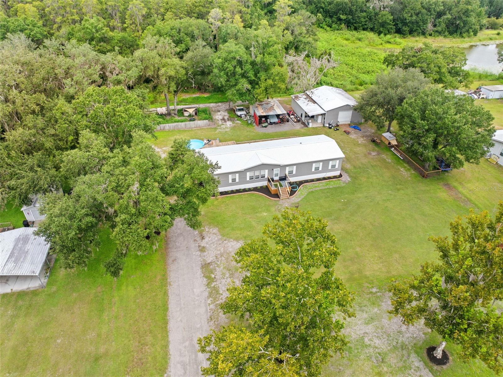 4045 Loury Dr Property Photo 2