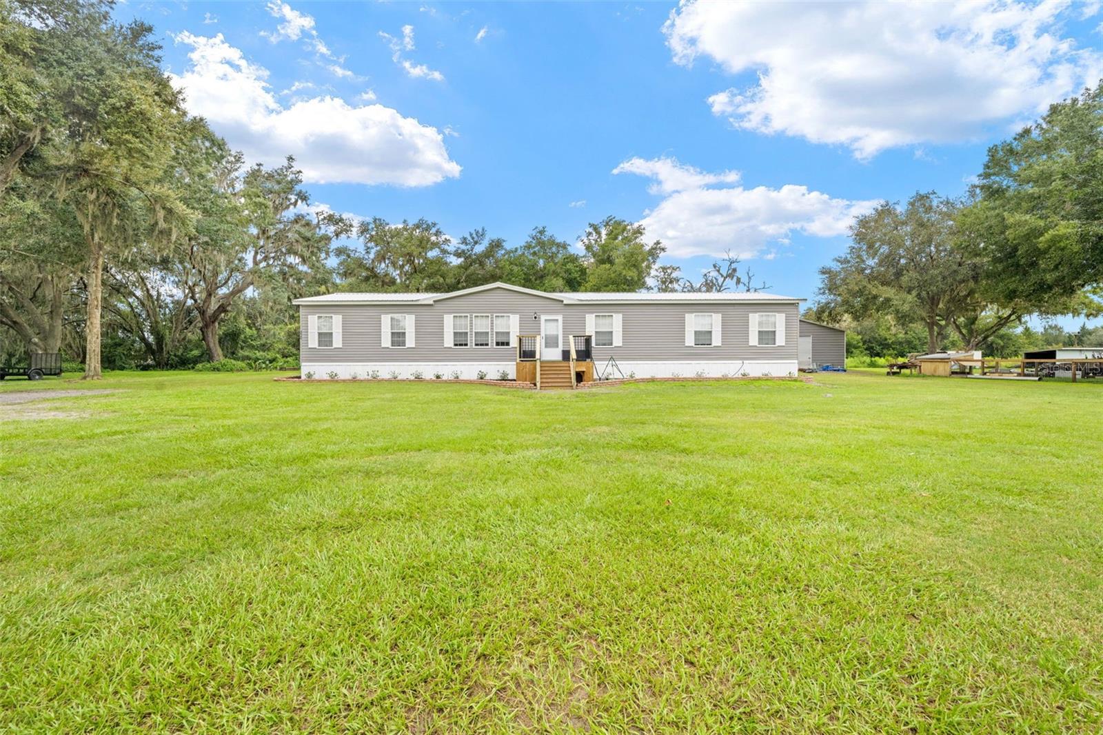 4045 Loury Dr Property Photo 41