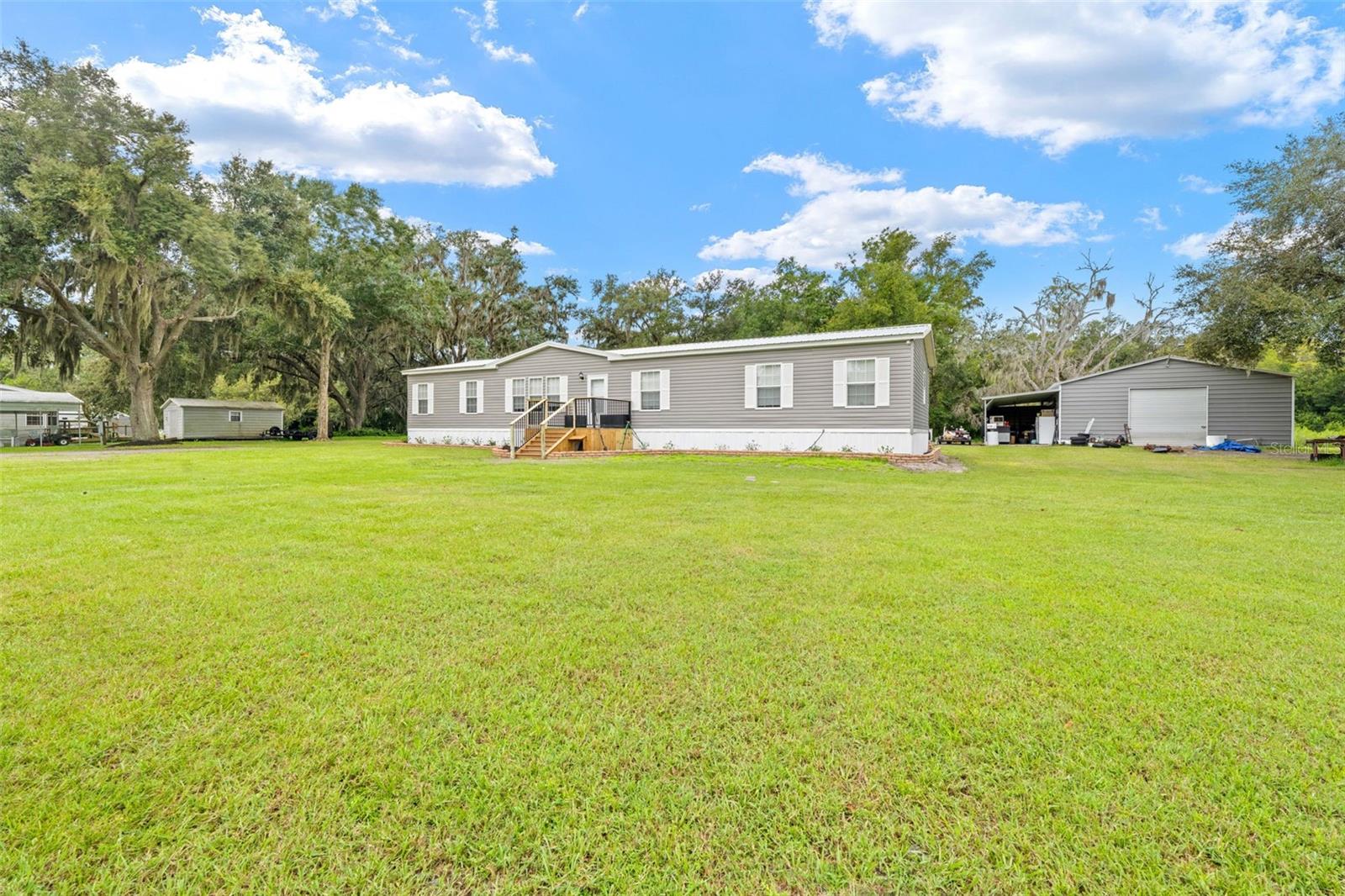 4045 Loury Dr Property Photo 42