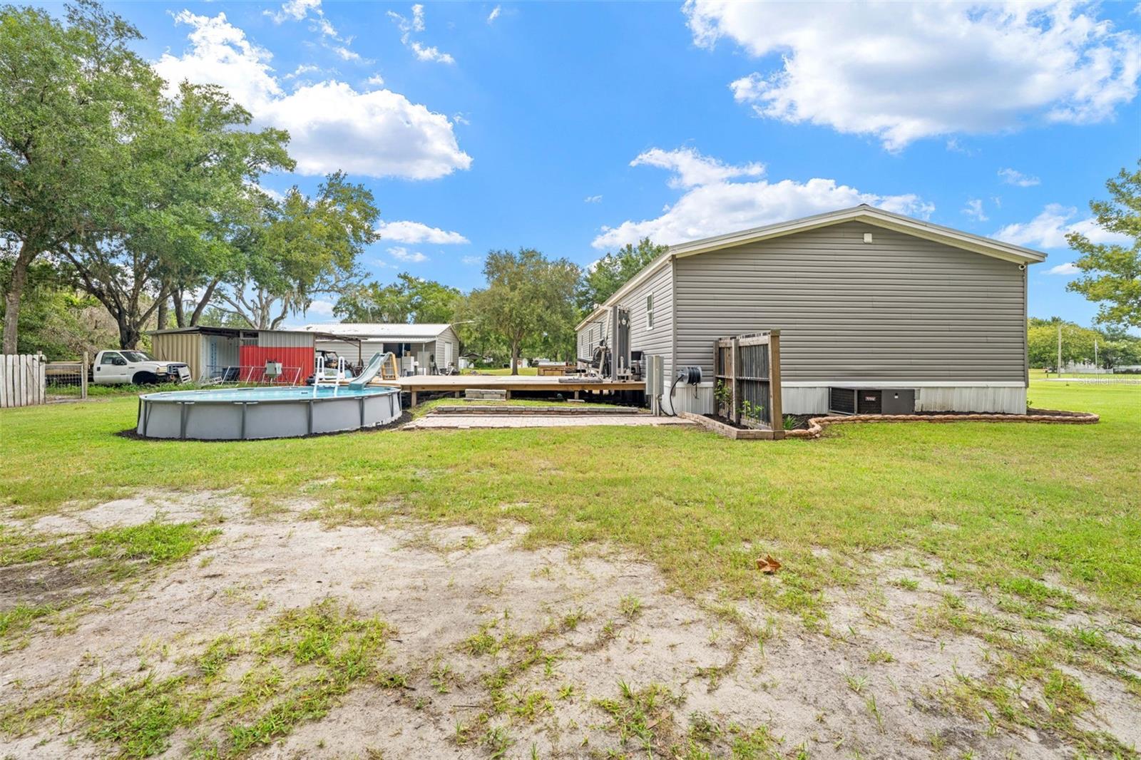 4045 Loury Dr Property Photo 44