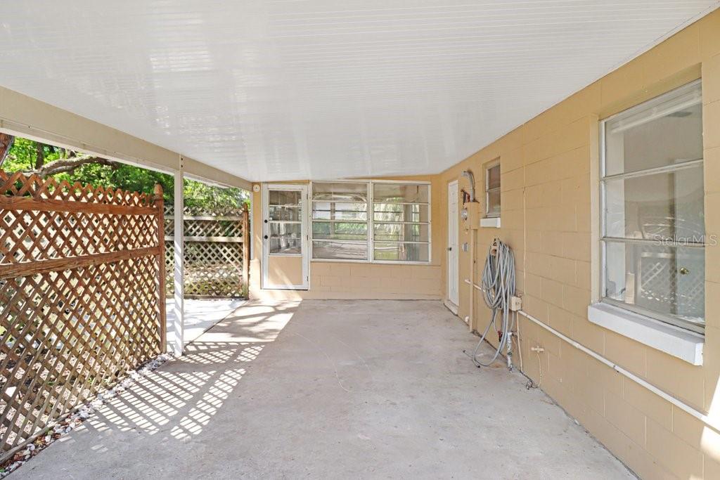 1228 Academy Ave Property Photo 16