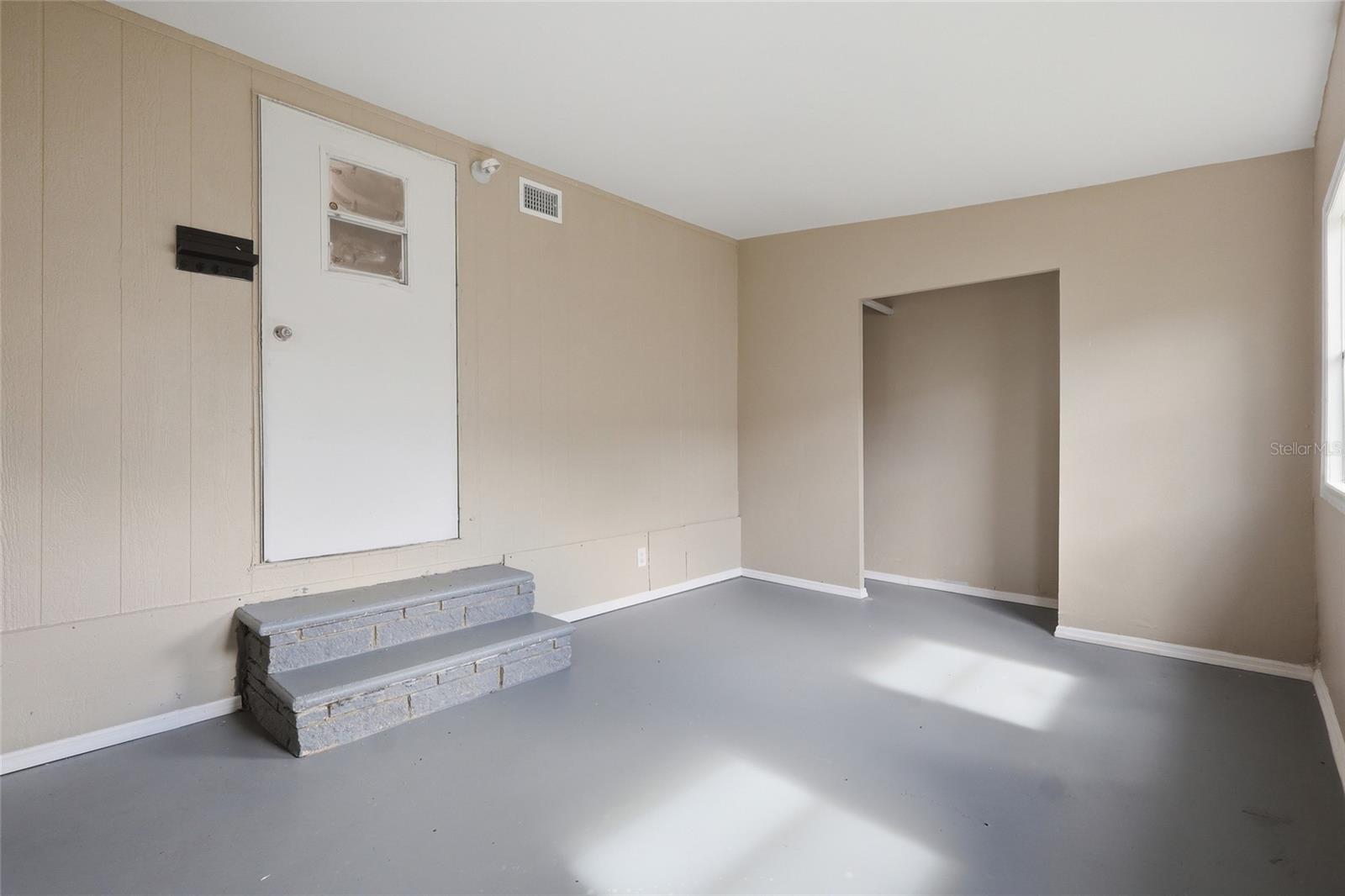 36131 Zinnia St Property Photo 16