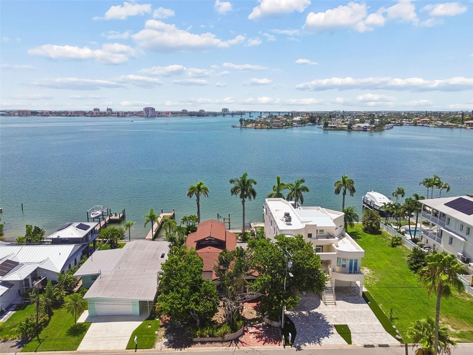 720 Boca Ciega Isle Dr Property Photo 2