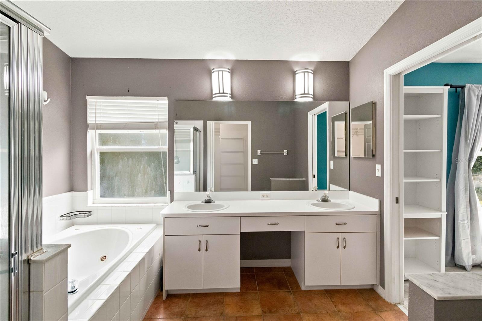 34928 Teeview Ln Property Photo 6