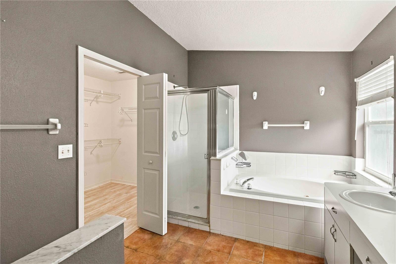34928 Teeview Ln Property Photo 7