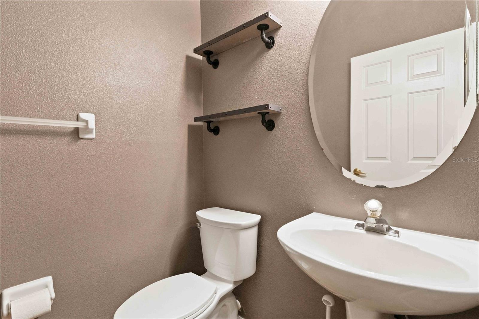 34928 Teeview Ln Property Photo 12