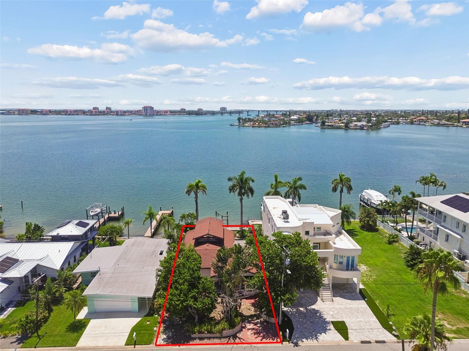 720 Boca Ciega Isle Dr Property Photo 1