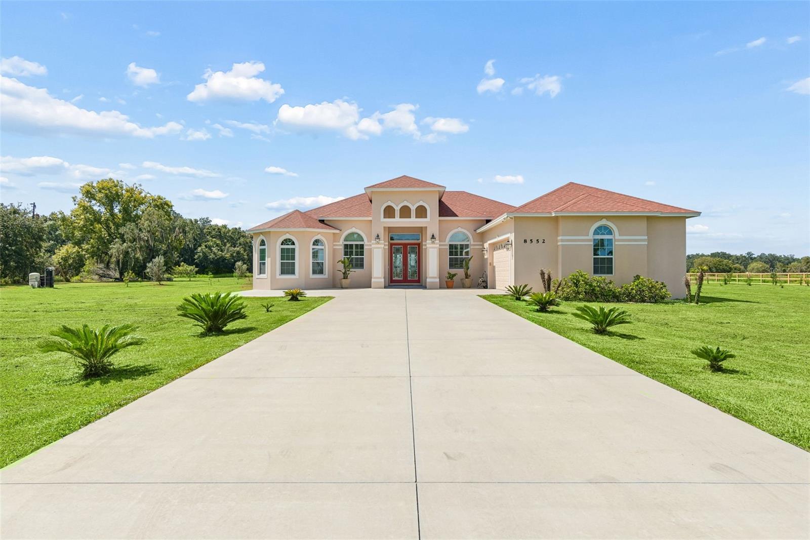 8552 Branding Iron Trl Property Photo 1