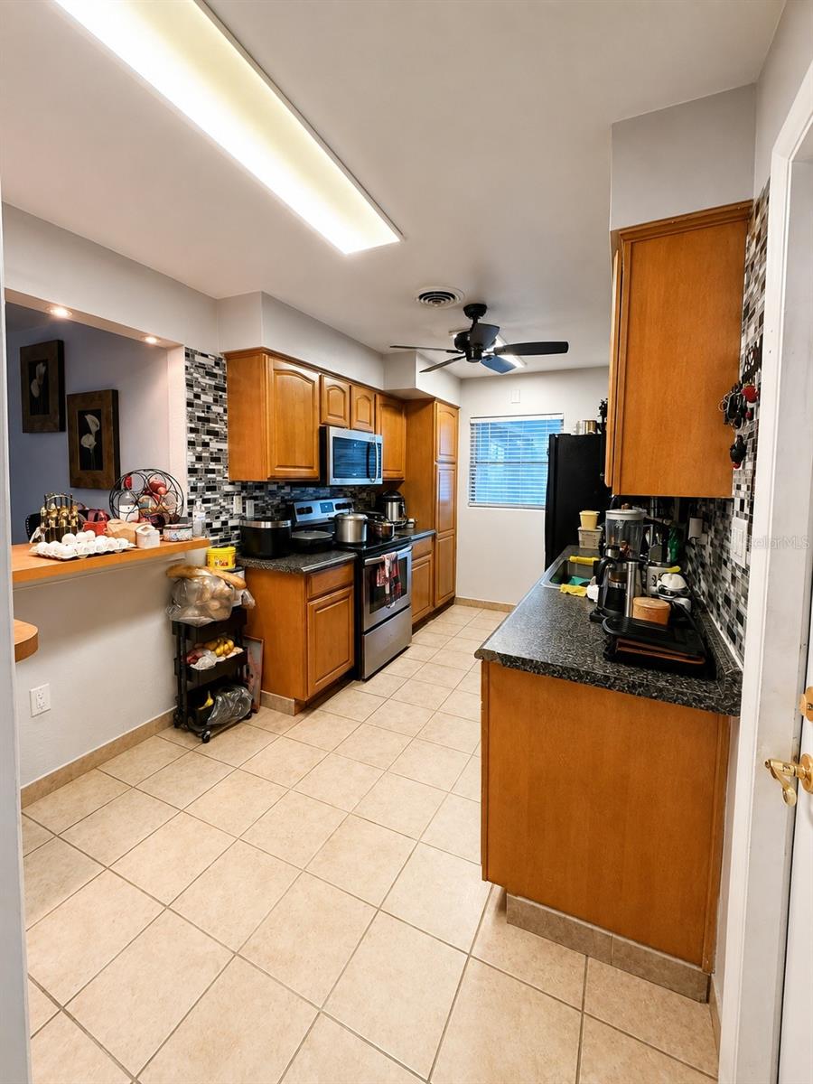 811 Hillside Ave Property Photo 2