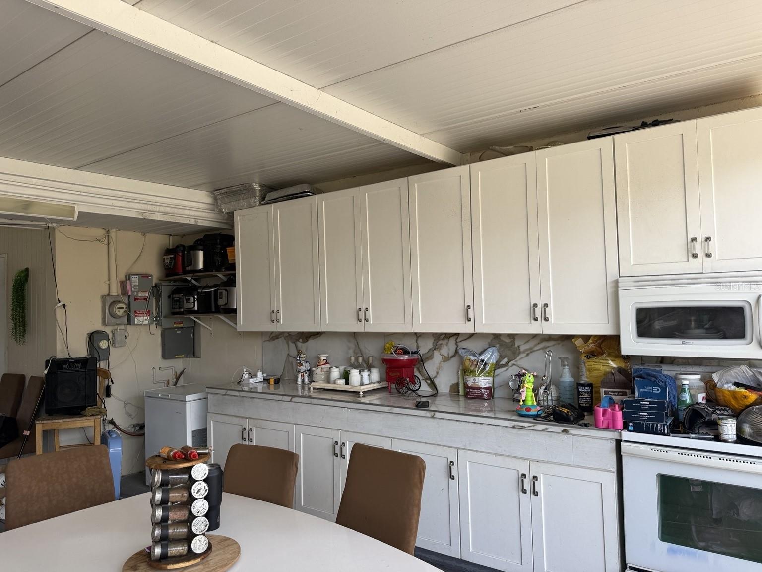 811 Hillside Ave Property Photo 11
