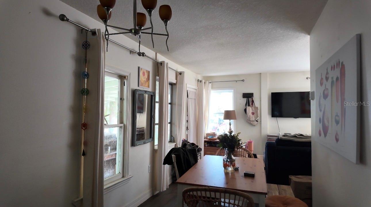 1121 Orange Ave Property Photo 5