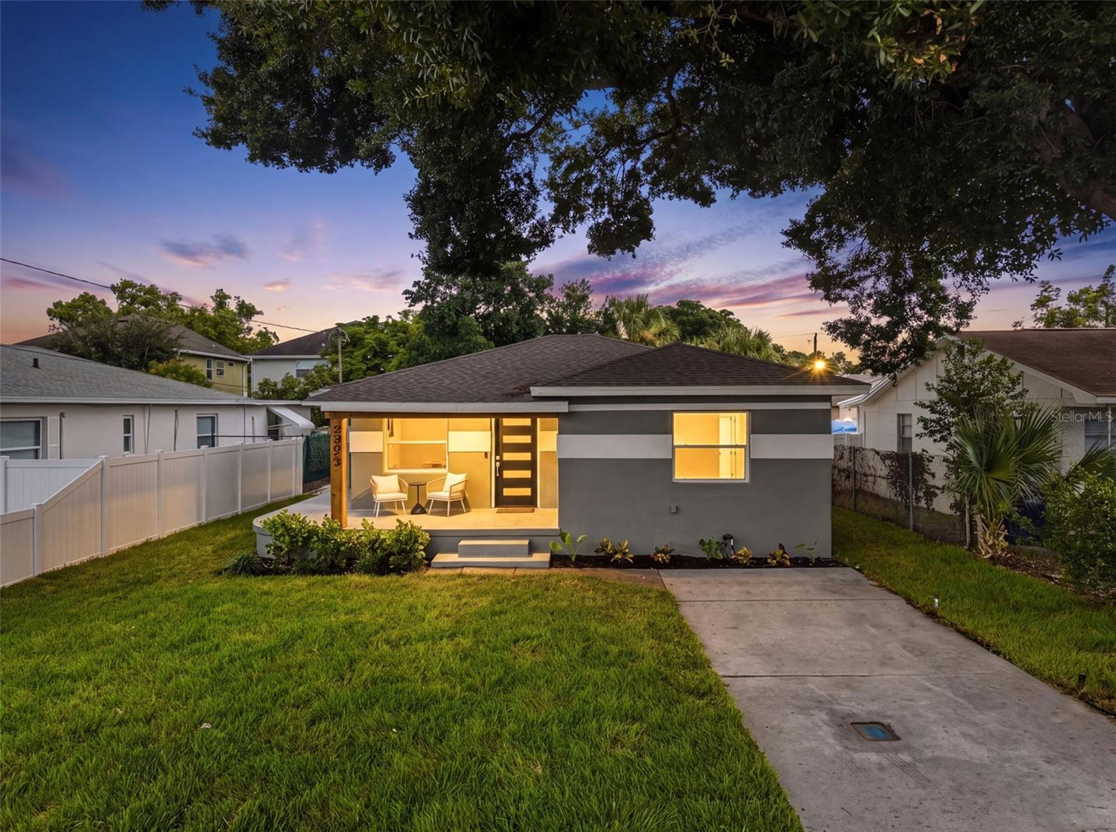 2522 W Lemon St Property Photo 5