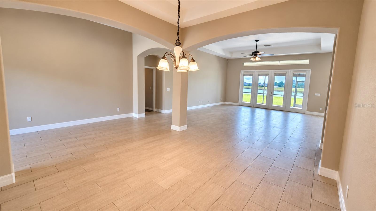 10619 Mistflower Ln Property Photo 13