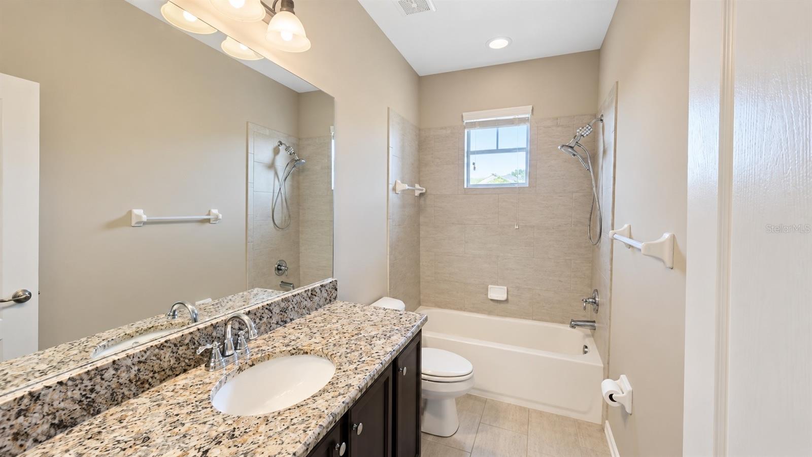 10619 Mistflower Ln Property Photo 27