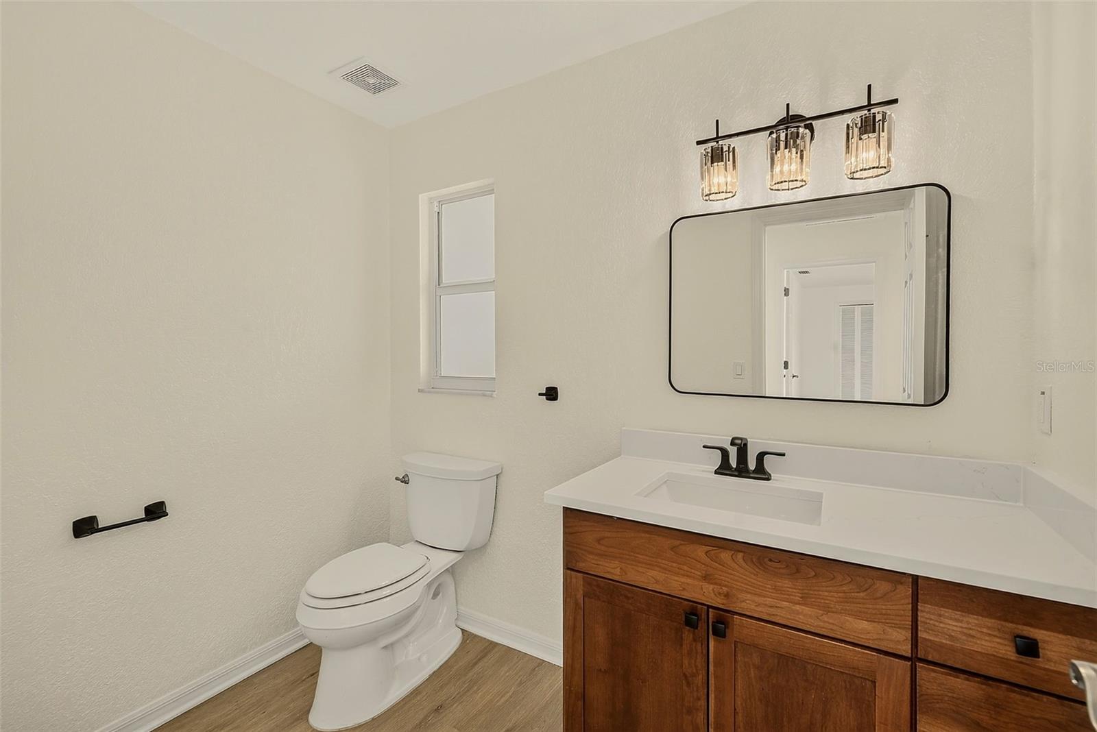 833 Tallowood Dr Property Photo 28