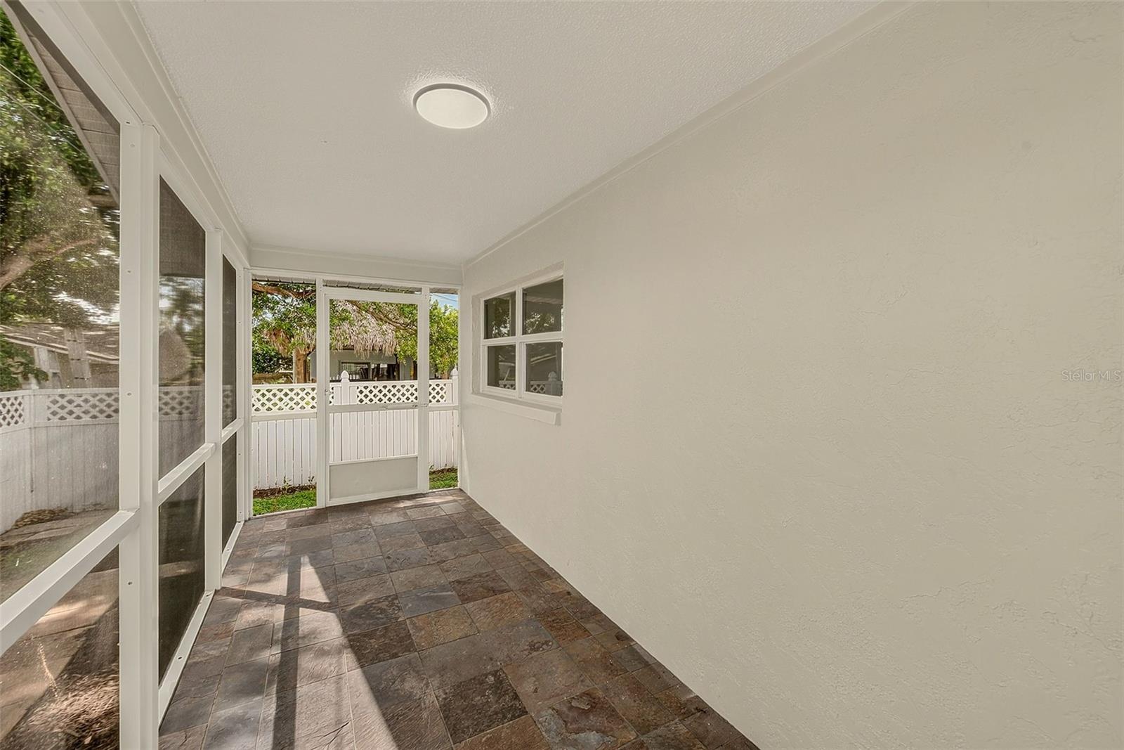 833 Tallowood Dr Property Photo 35