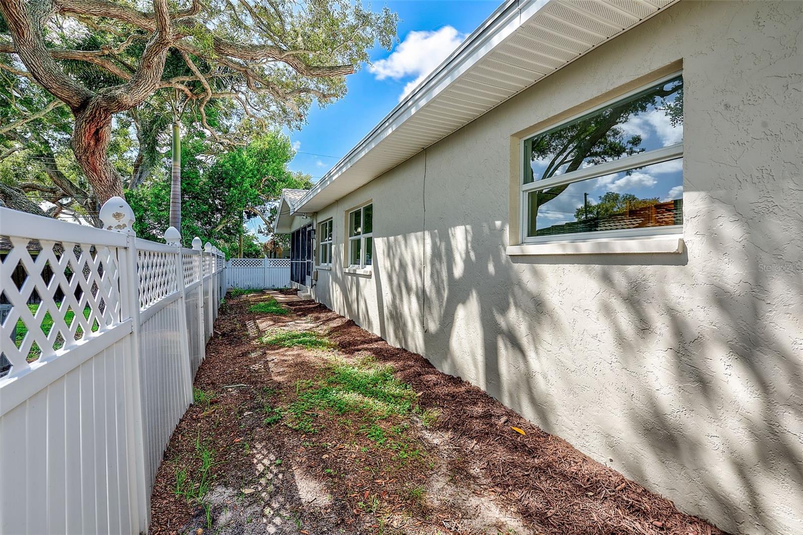 833 Tallowood Dr Property Photo 41