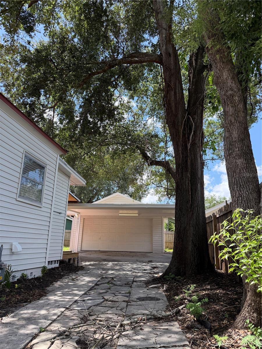 104 W Lambright St Property Photo 34