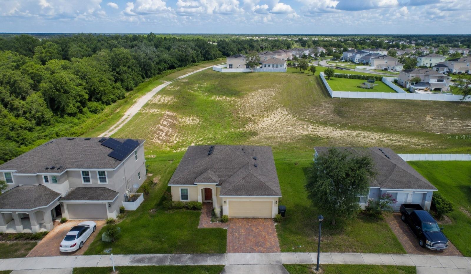 264 Golden Sands Cir Property Photo 4
