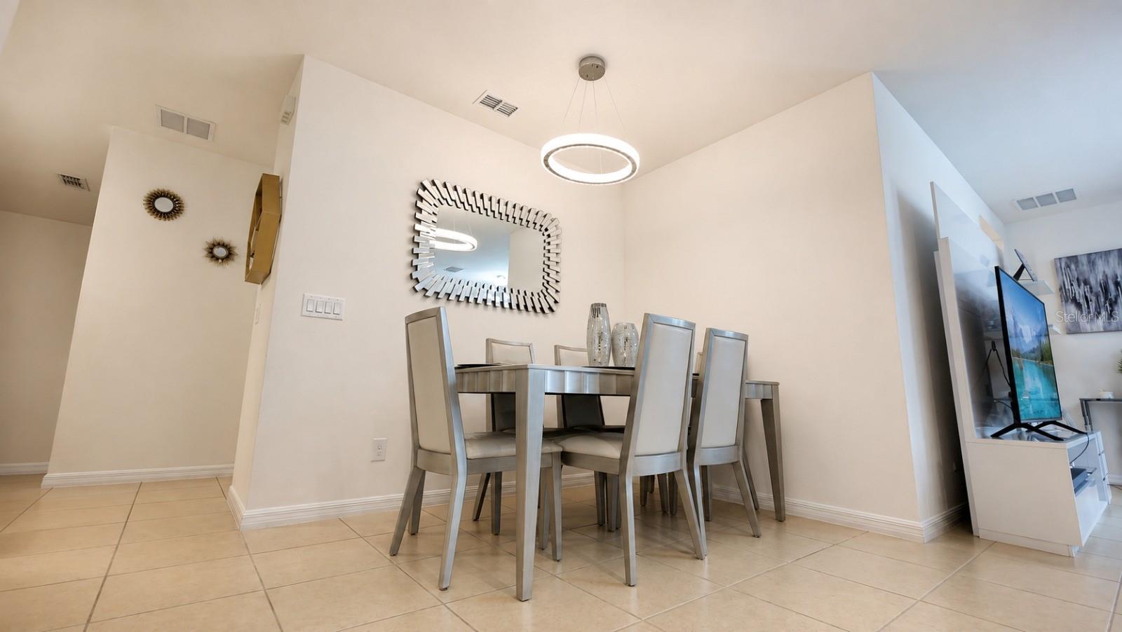 264 Golden Sands Cir Property Photo 16