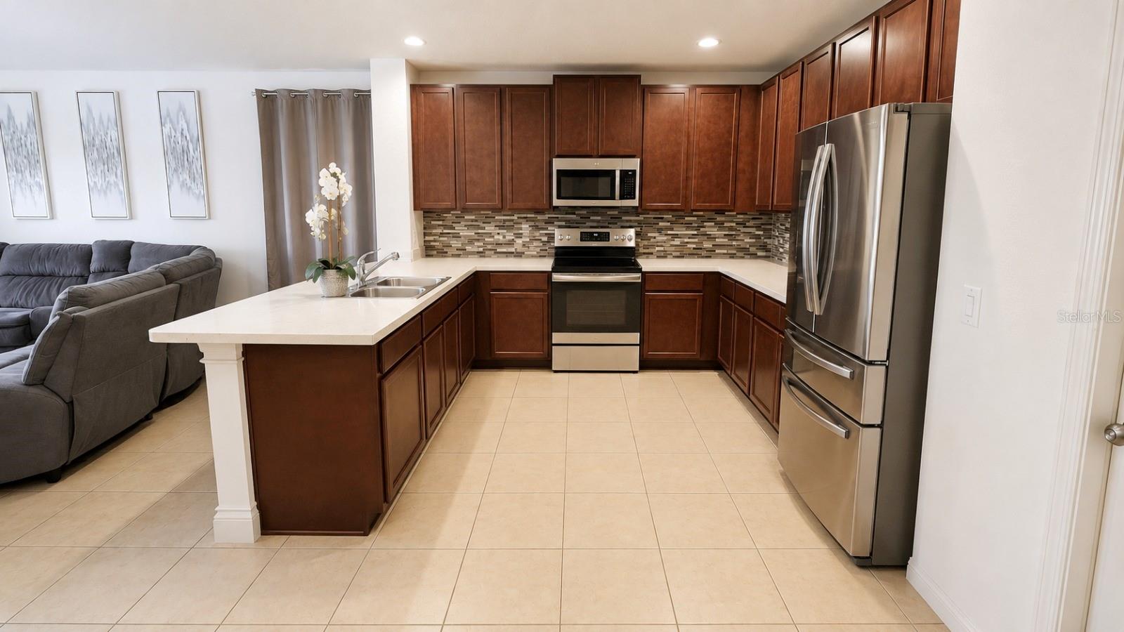 264 Golden Sands Cir Property Photo 18