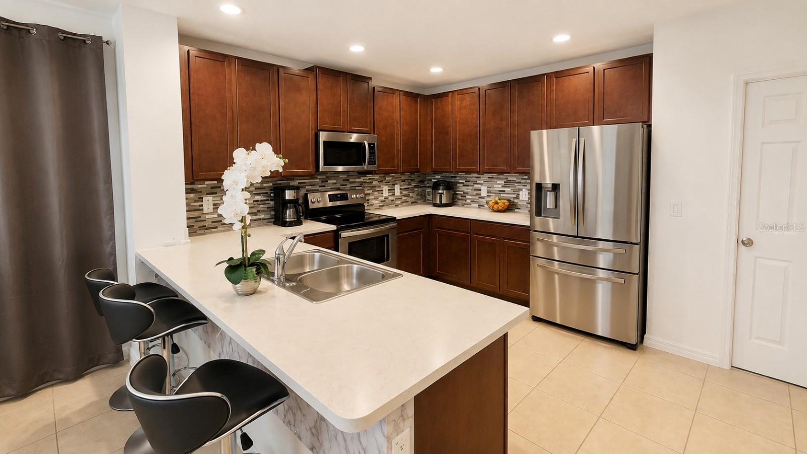 264 Golden Sands Cir Property Photo 20