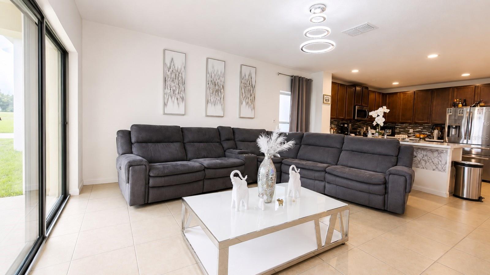 264 Golden Sands Cir Property Photo 27