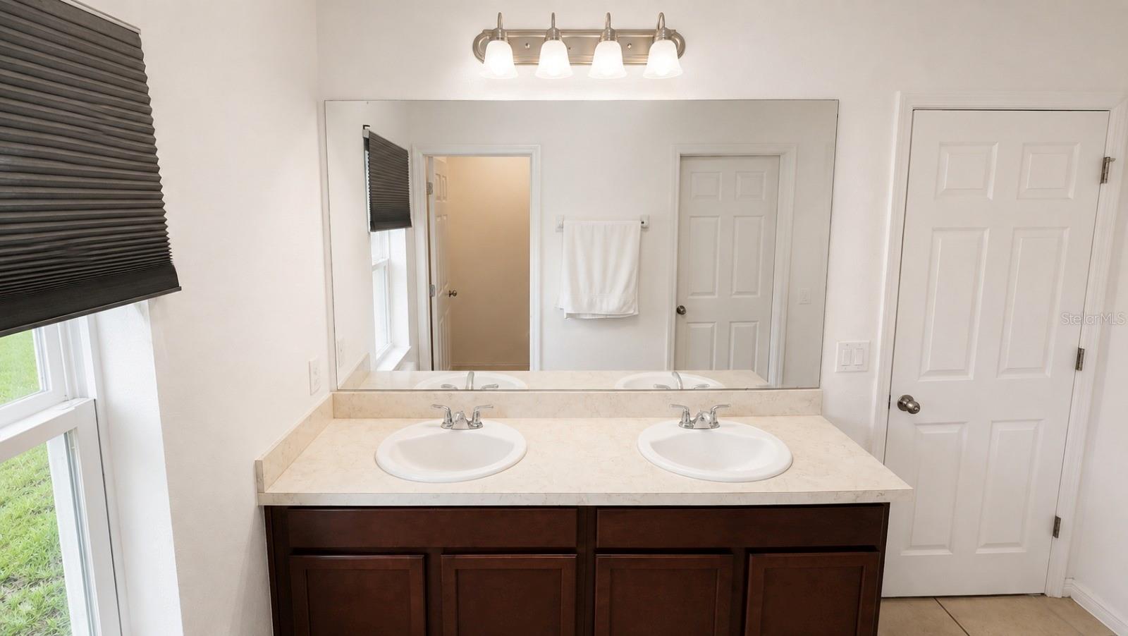264 Golden Sands Cir Property Photo 31