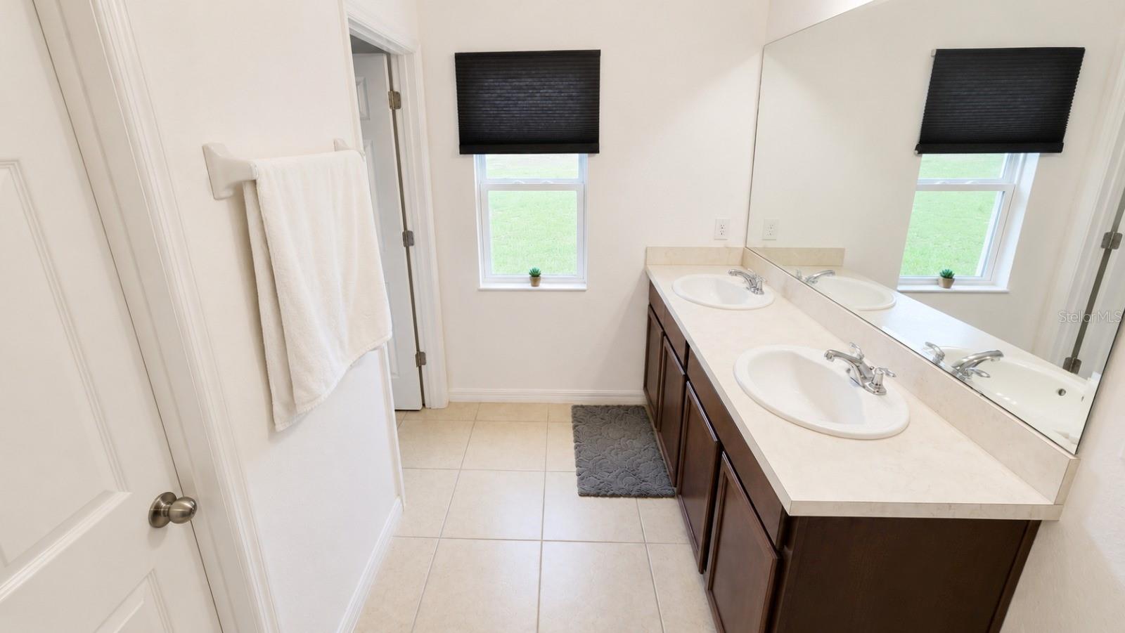 264 Golden Sands Cir Property Photo 32