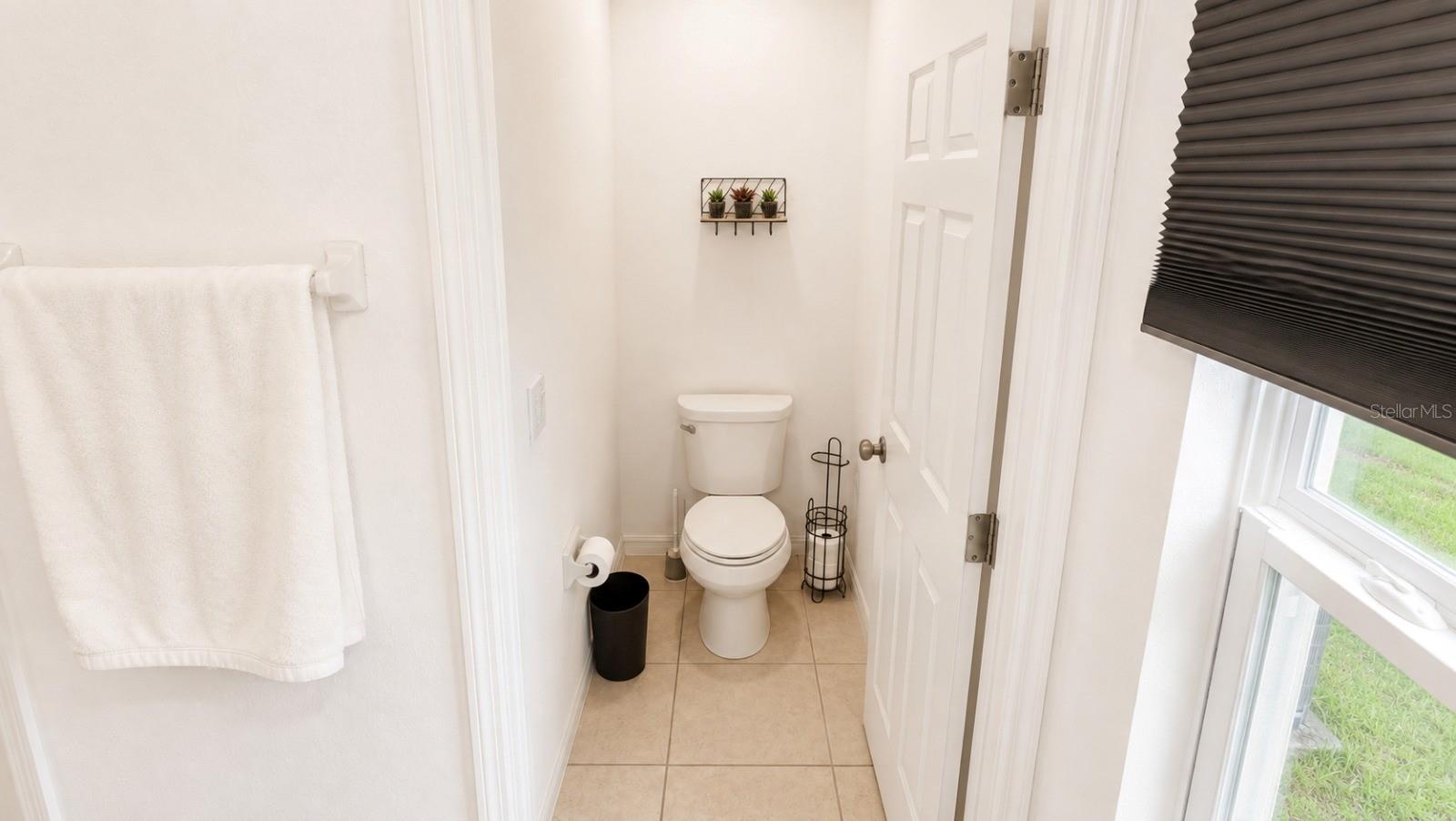 264 Golden Sands Cir Property Photo 33