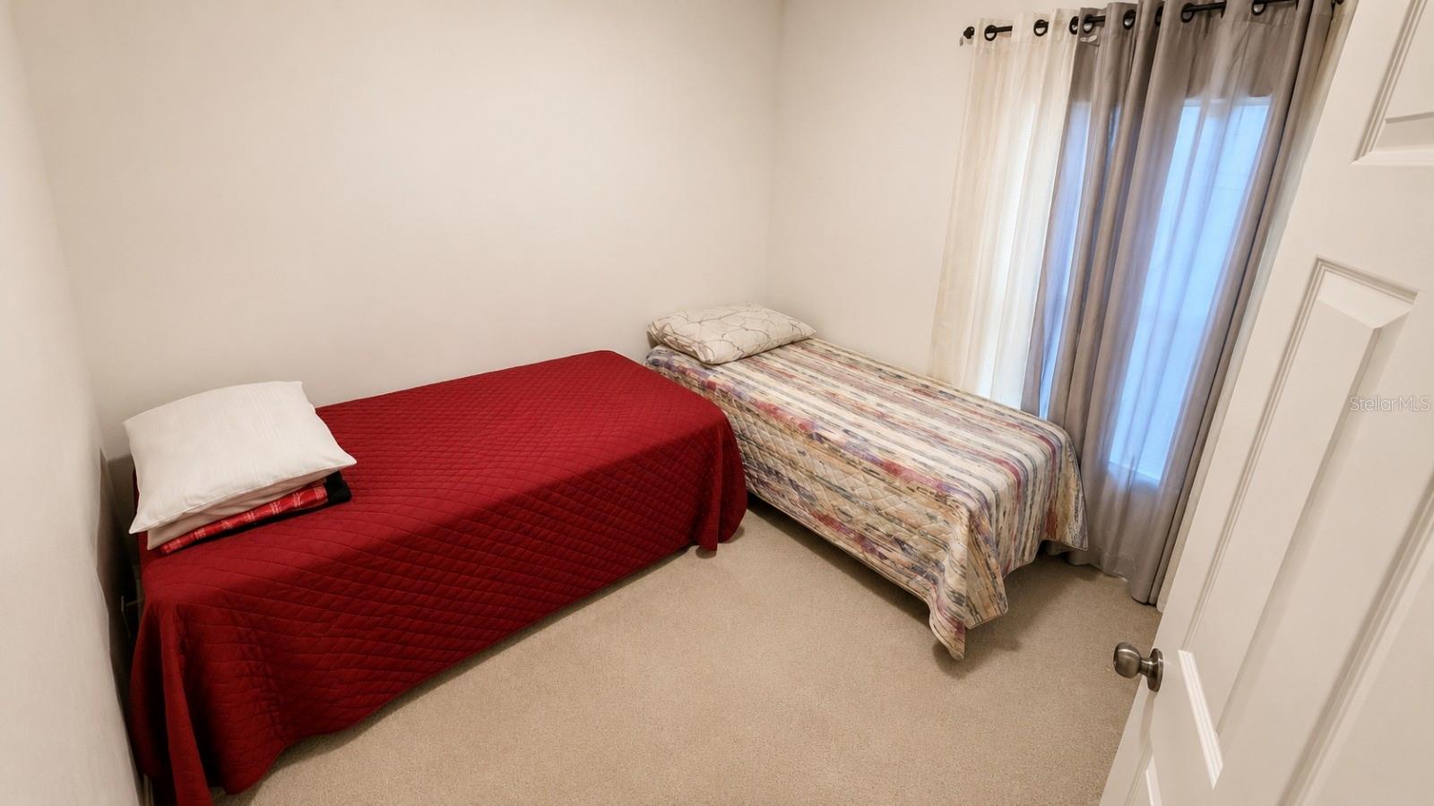 264 Golden Sands Cir Property Photo 36