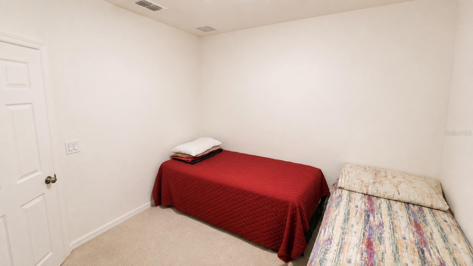 264 Golden Sands Cir Property Photo 37