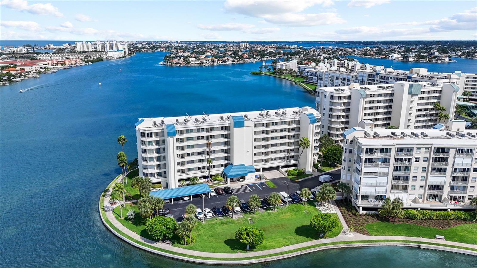 7922 SAILBOAT KEY BLVD S #206 Property Photo 1
