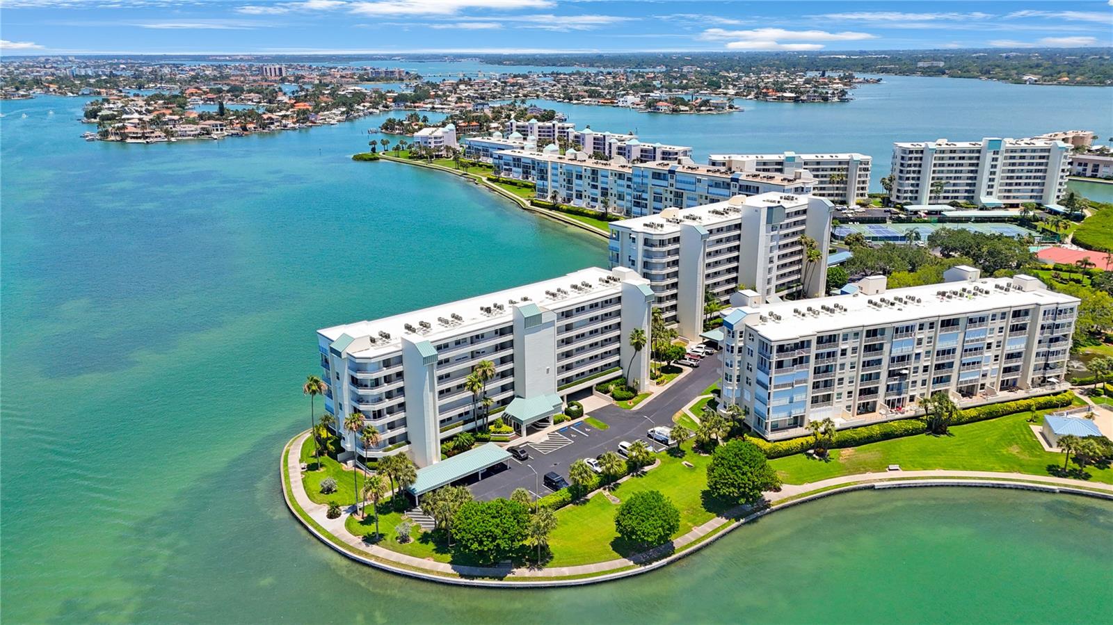 7922 Sailboat Key Blvd S #206 Property Photo 2