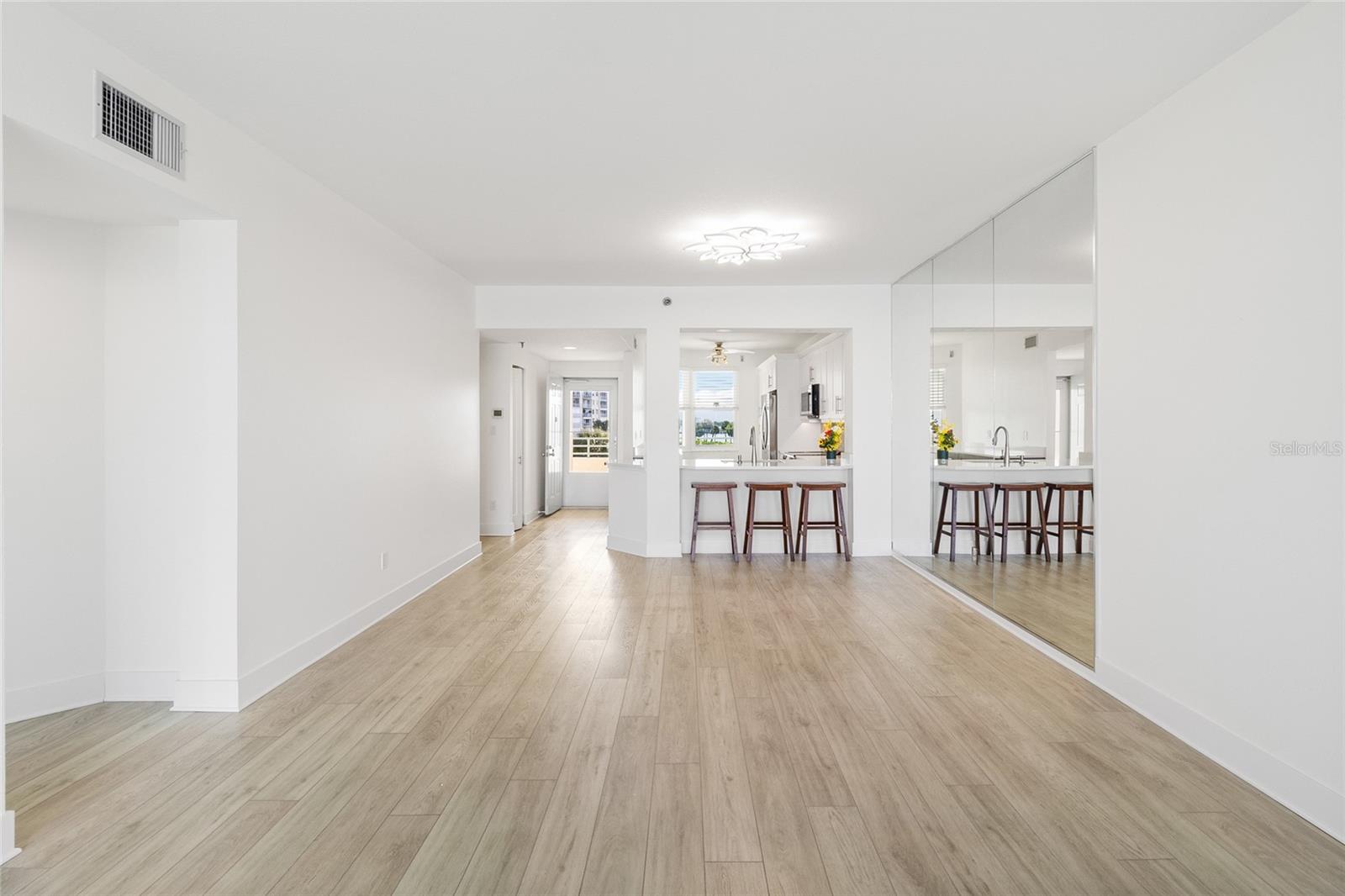 7922 Sailboat Key Blvd S #206 Property Photo 10