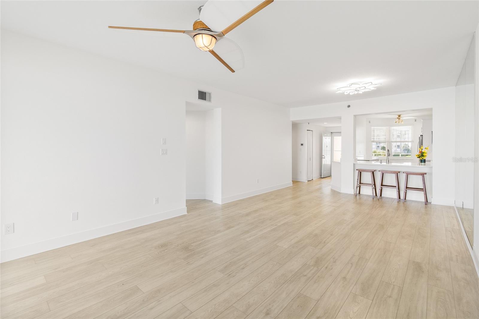7922 Sailboat Key Blvd S #206 Property Photo 11